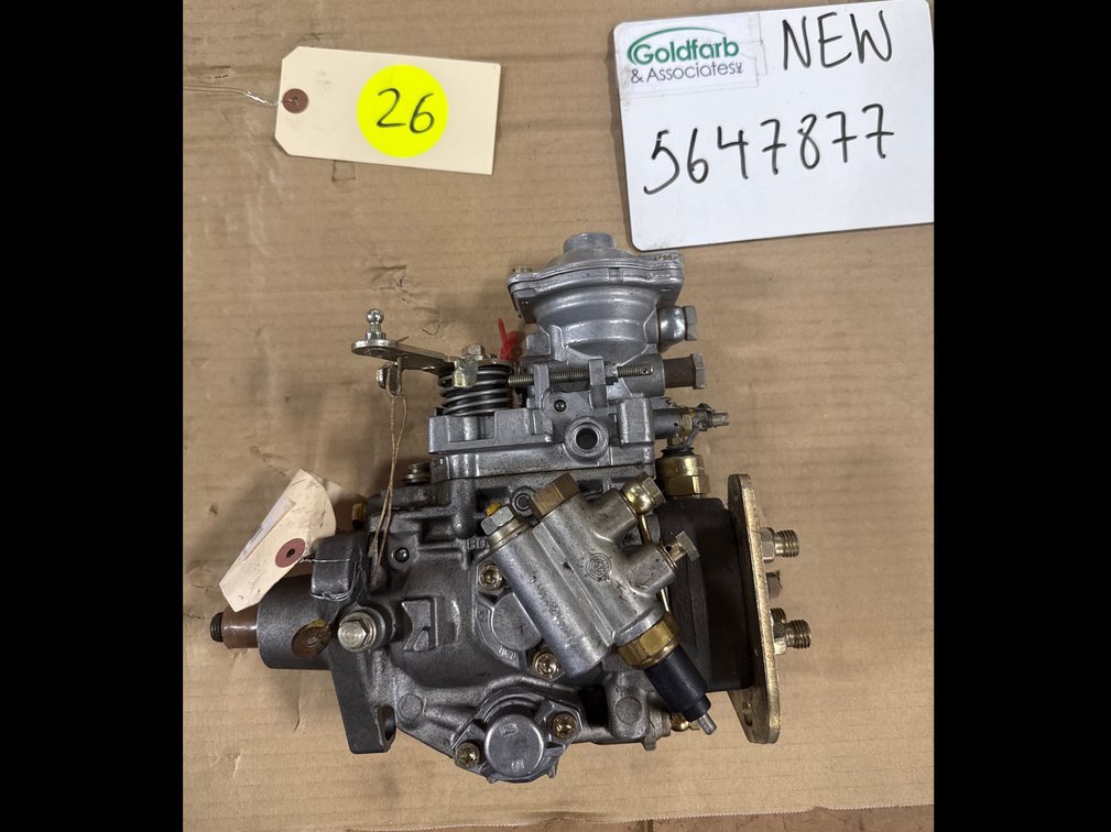 5647877 New Bosch VE 4 Cylinder Injection Pump Fits Diesel Engine