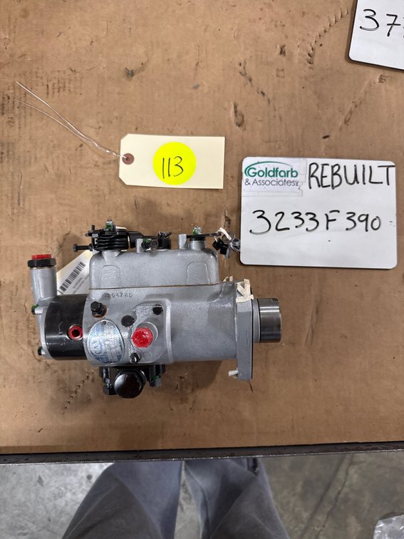3233F390 (3233F391; 3233F392; 3233F393; D0NN9A543K) Rebuilt Lucas CAV DPA Injection Pump Fits Ford 201 CU IN 4000 Tractor Engine
