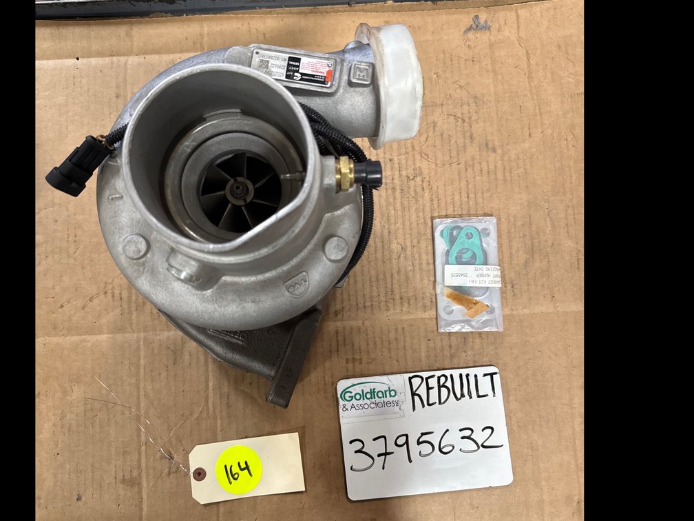 3795632 (3774320 ; 3774342 ; 3778783 ; 3778801) New Damage Holset HE431VE Turbocharger fits Cummins ISL Bus Engine