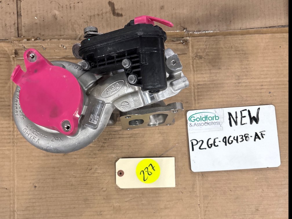 P2GE-9G438-AF (P2GE9G438AF) New Borg Warner Turbocharger fits Ford Engine