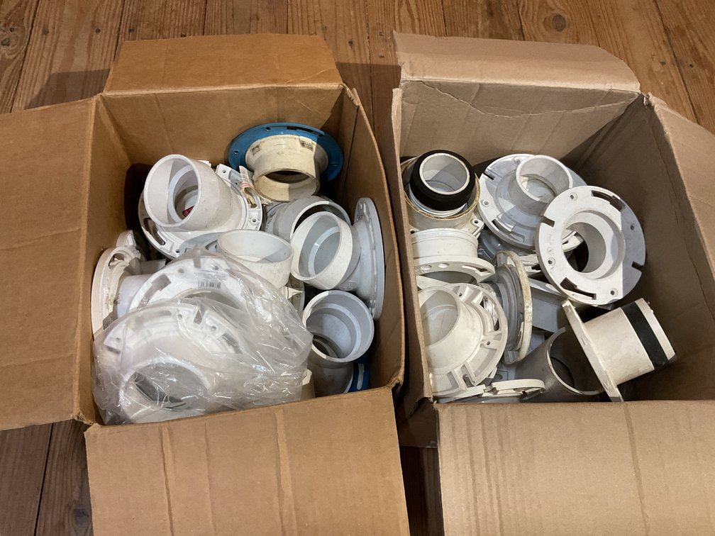 2 boxes toilet mount