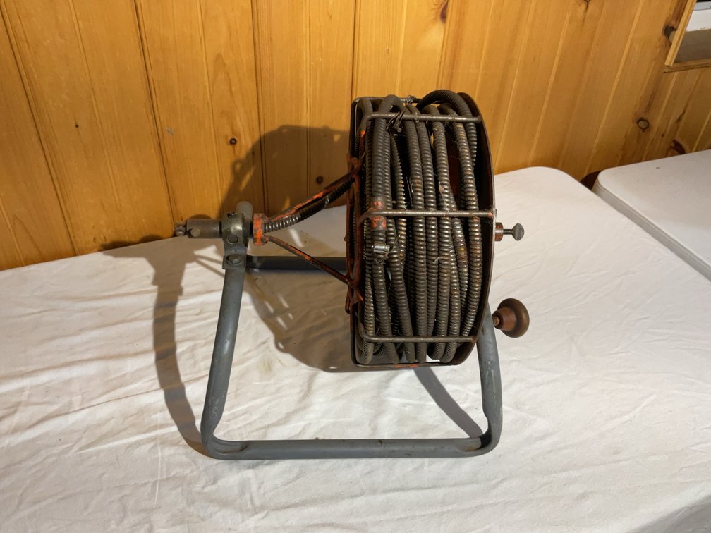 Manual powered sewer snake