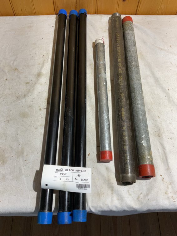 Black and galvanized pipes