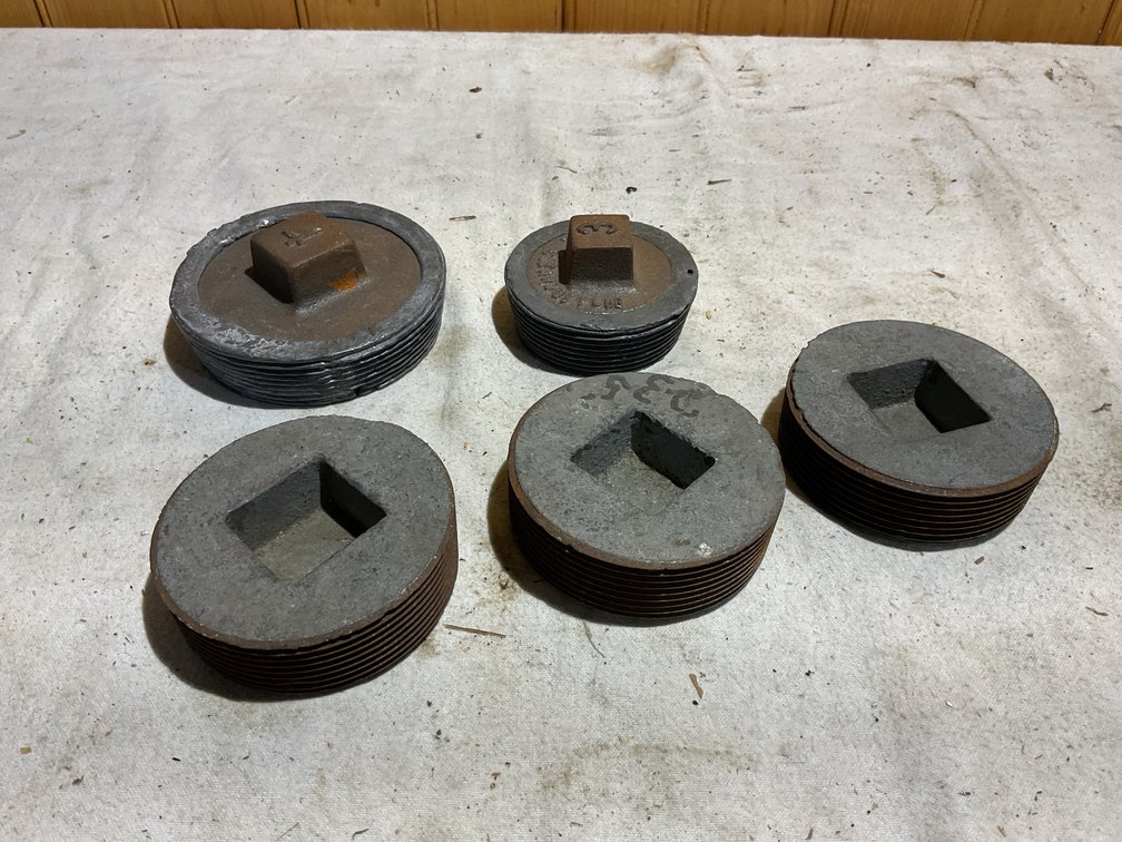 Pipe plugs