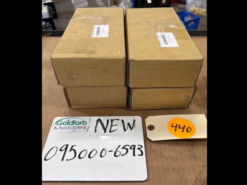 (4 x Bid) 095000-6593 (23670-E0010) New Denso 500 Series Fuel Injector fits Delphi J08E, SK300-8 VH23670E0010 Engine