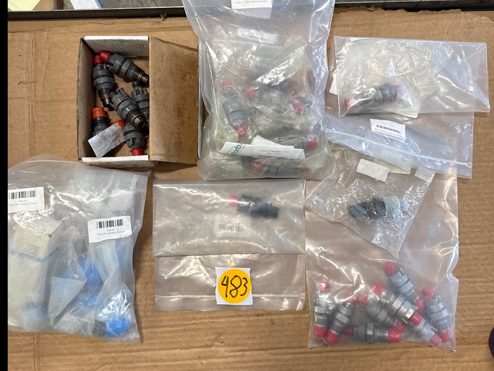 Lot of 35x Mixed Mechanical Injectors