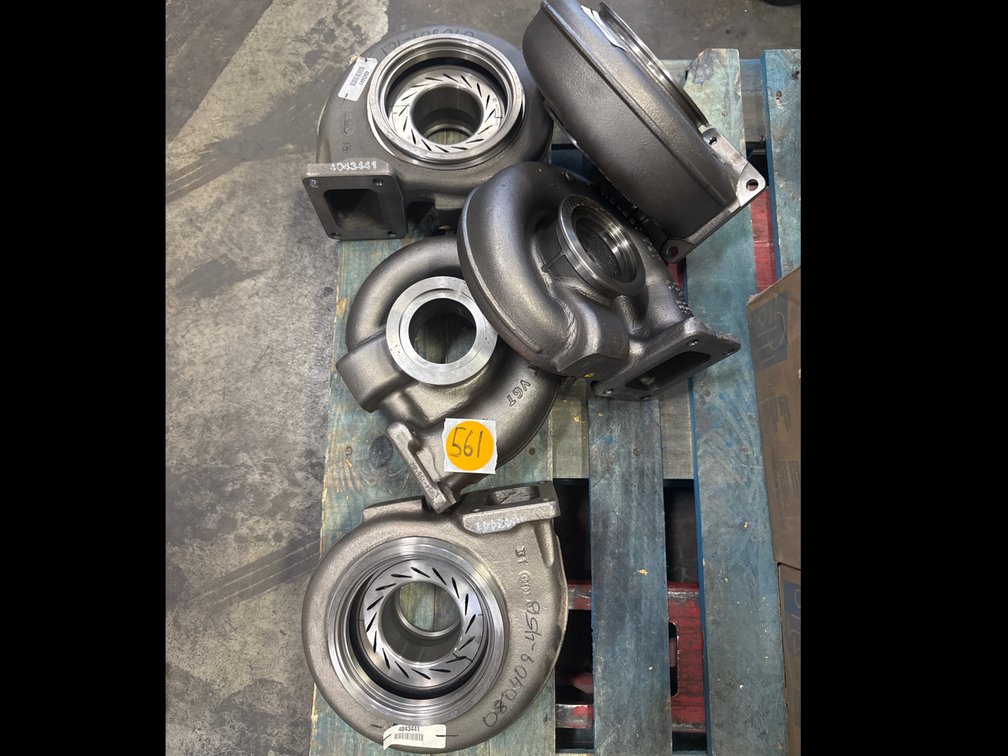 (5 x Bid) 4043441 (4041951) New Holset HE551VE VGT Turbine Housing Assembly Fits 2007–2013 Volvo D16 D16G FH / VNL / FM Series Truck Diesel Engine