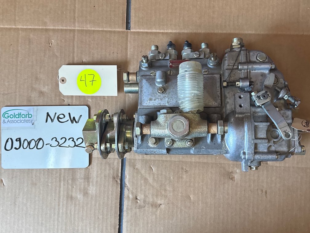 090000-3232 (6112-73-1002; ND-PE 4A90C420RND323) New NipponDenso Injection Pump Fits Komatsu S4D120 Diesel Engine