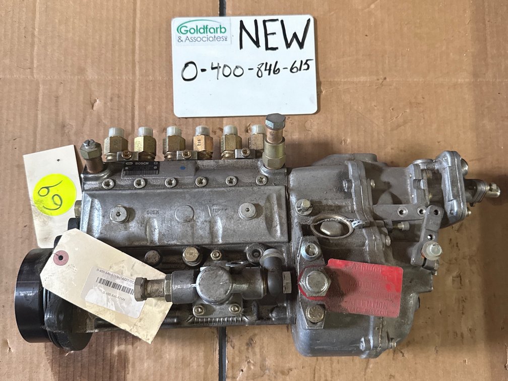 0-400-846-615 (1822370C91) New Bosch A Injection Pump fits Navistar DTA408 6.7L 144kW Engine
