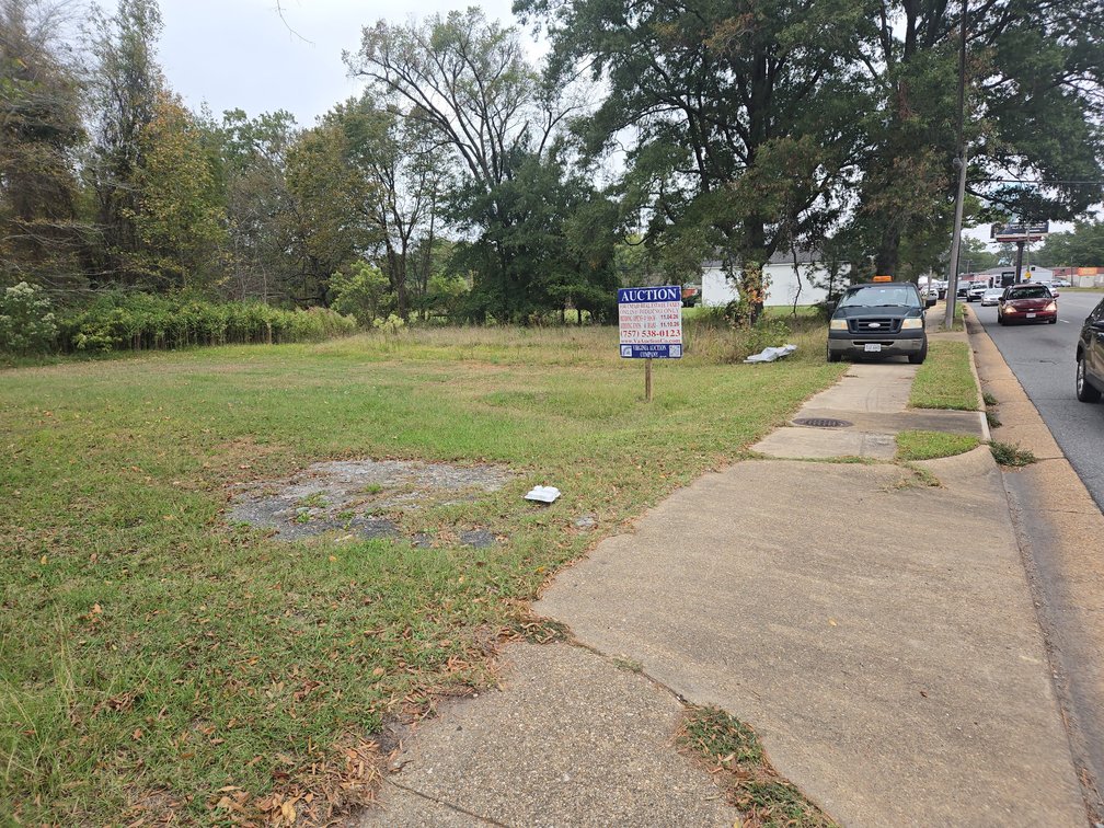 Lot 10 - Battlefield Blvd. N (Across from 409 Battlefield Blvd. N)