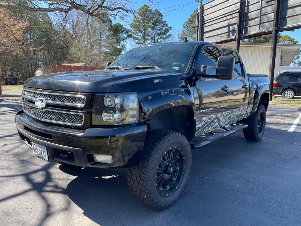 Lot 5 - 2012 Chevy Silverado