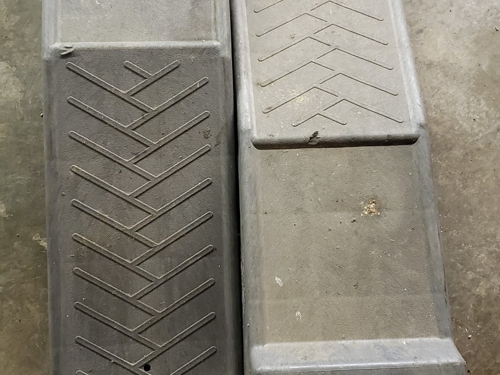 2 Automotive Ramps 
