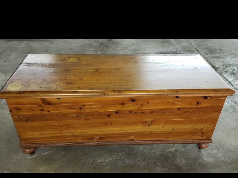 Cedar Chest, light color 