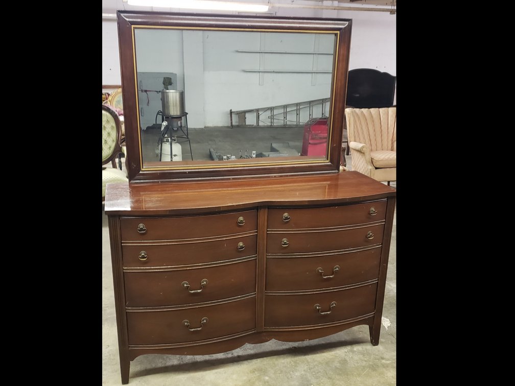6 Drawer Dresser with Mirror 