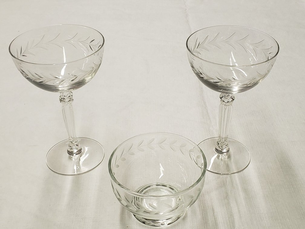 2 Etched Champagne Glasses & Matching Dish
