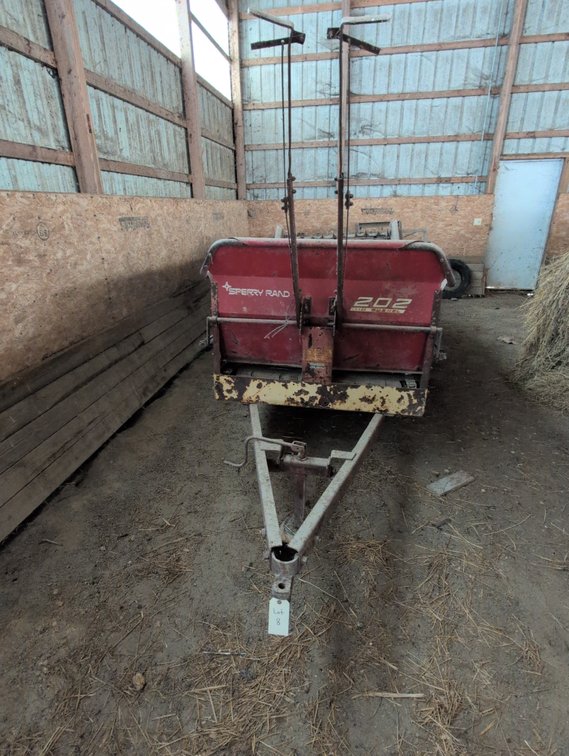 New Holland 202 Manure Spreader