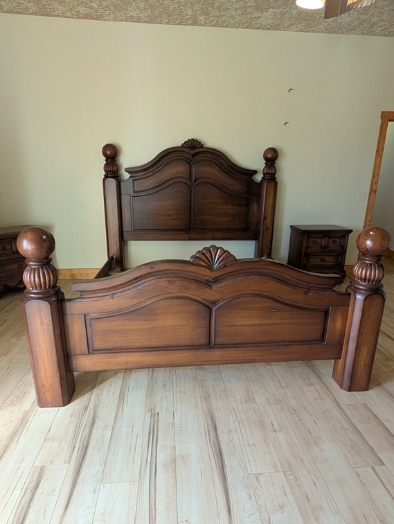 5 Piece King Bedroom Set