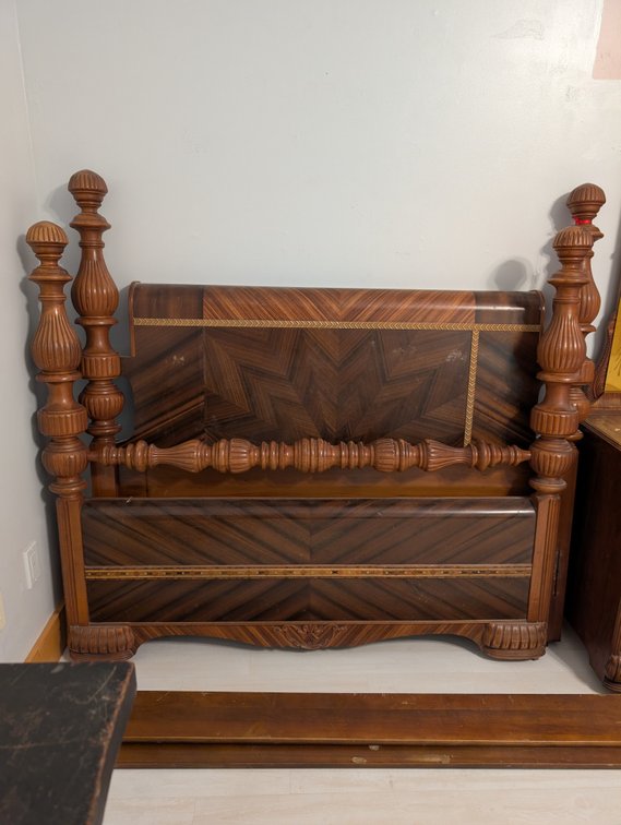 2 Piece Antique Bedroom Set
