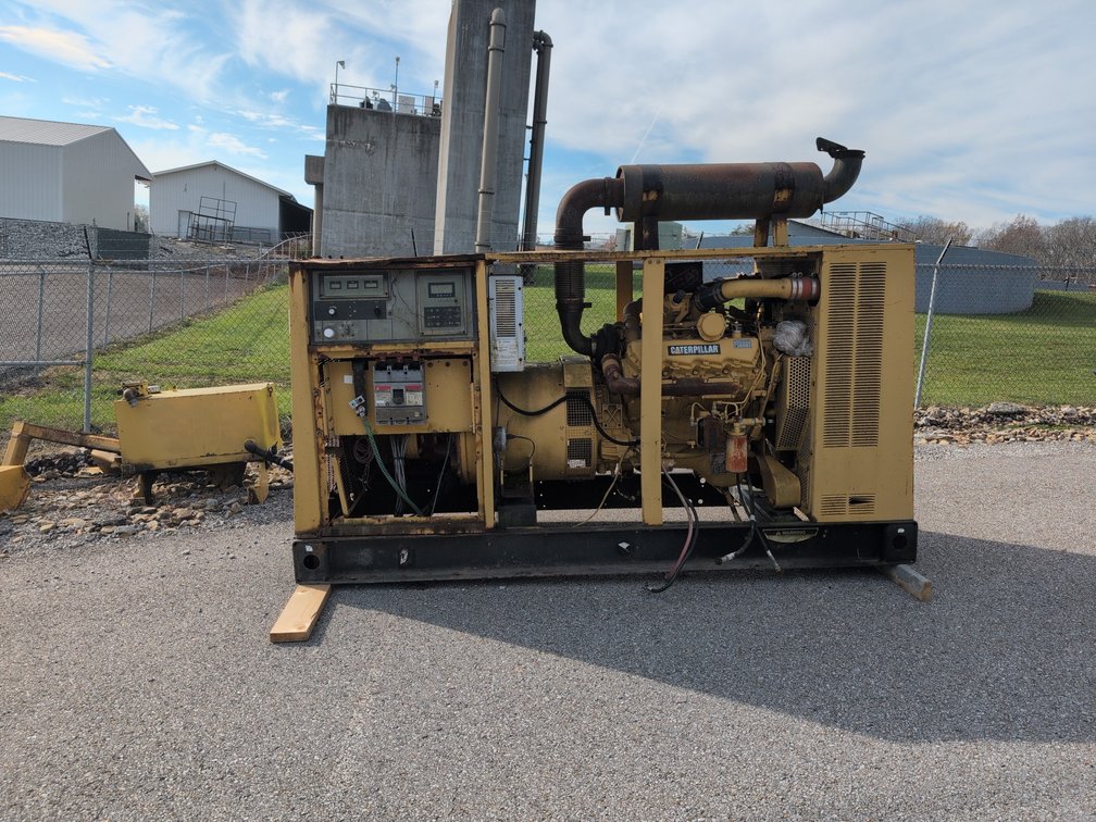 Generator with Caterpillar 3208 engine