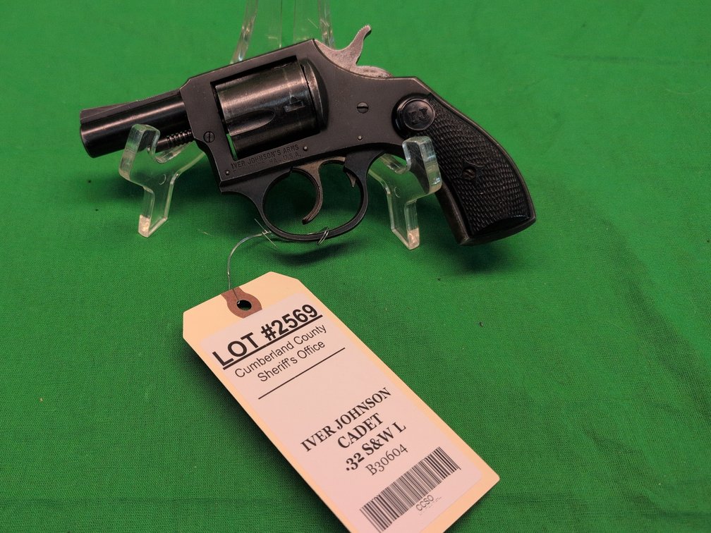 Iver Johnson Cadet  .32 S&W L