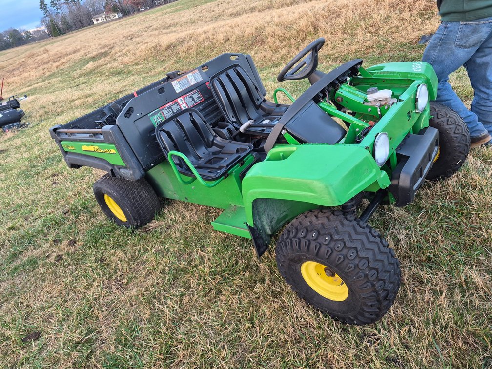 John deere electric Gator for parts 