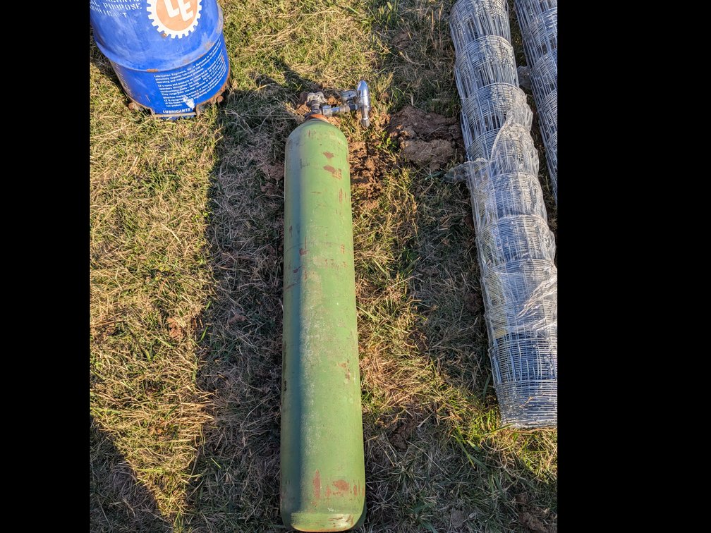 Oxygen bottle 