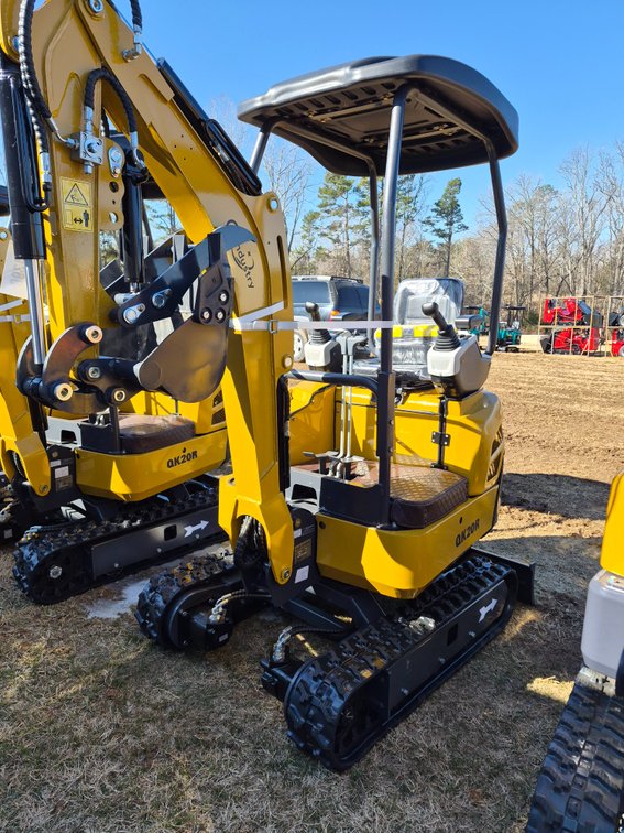 CFG QK20R mini excavator