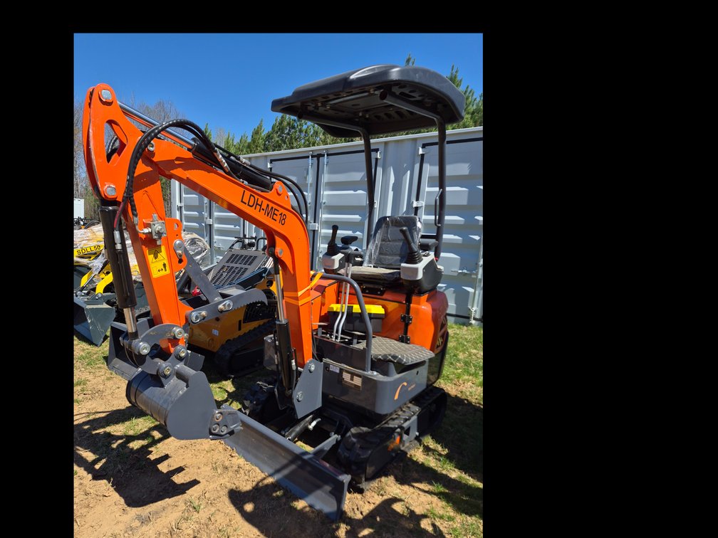 New LDH ME18 mini  excavator