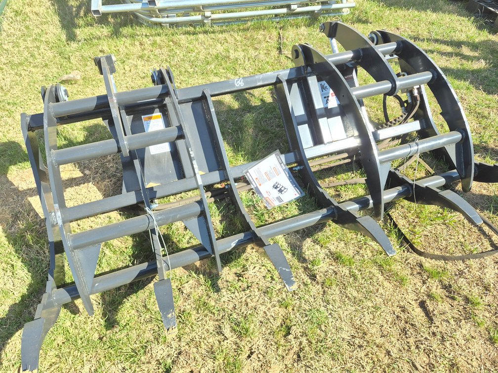 Heavy duty wolverine grapple