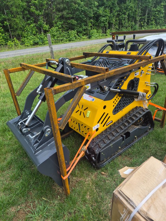 New SSL60 mini skidsteer