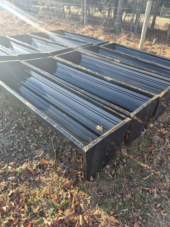 (1) 7ft steel cattle feeder