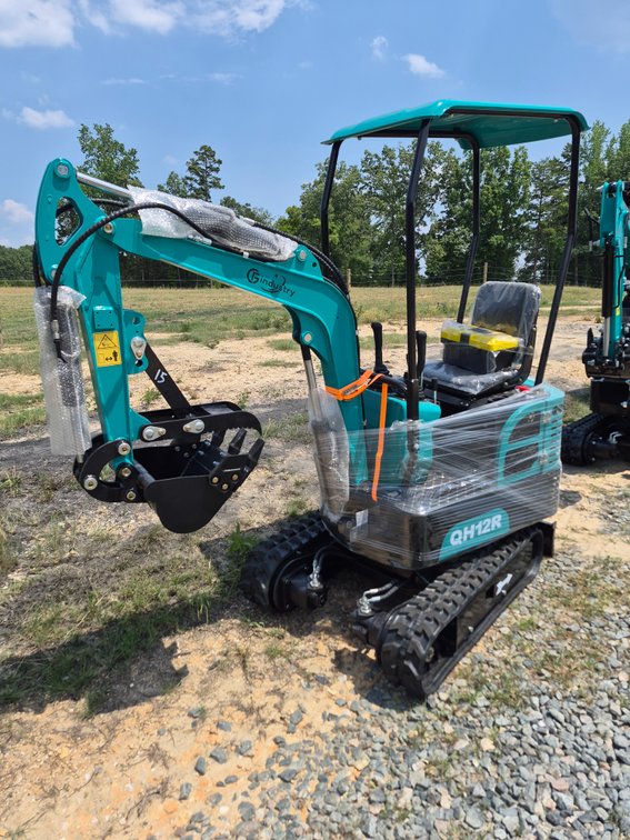 CFG QH12R mini excavator