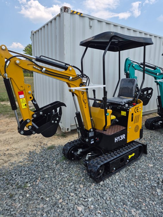 CFG H13R mini excavator