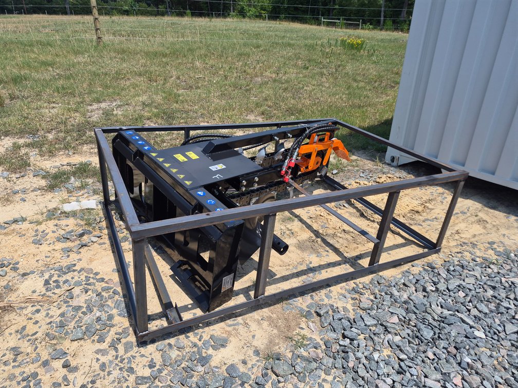 Skidsteer trencher