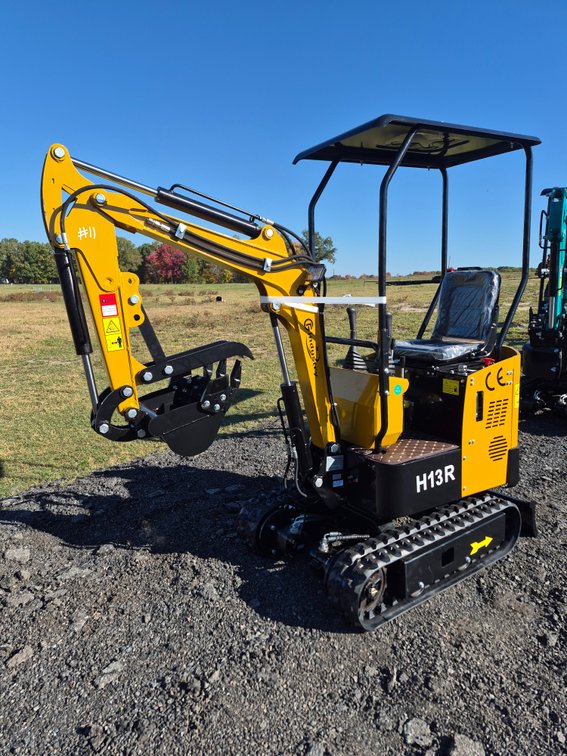 New CFG industry H13R mini excavator