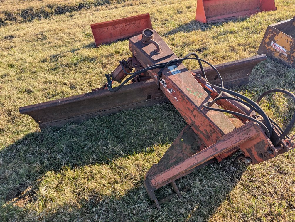 Bush Hog RM100 8ft hydraulic road blade 