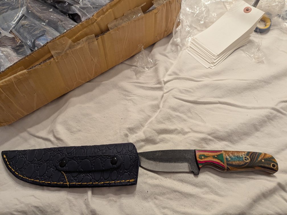 Knife and sleeve 