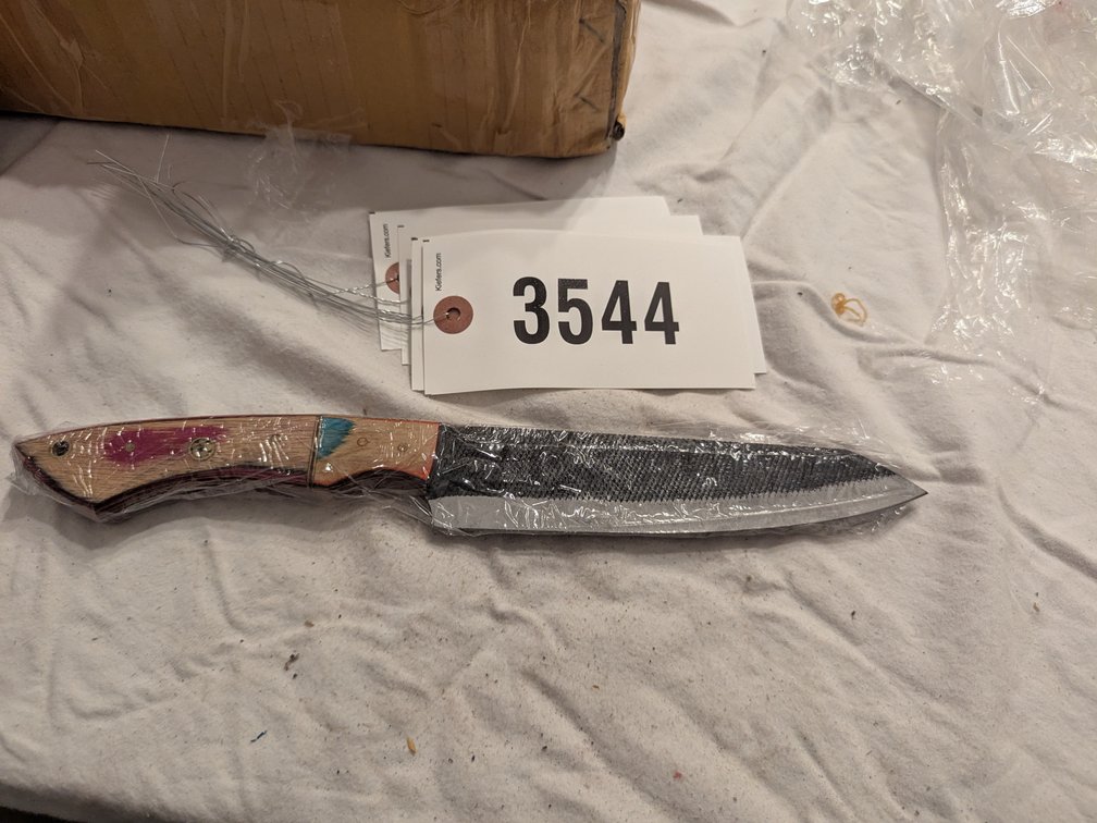 Knife 