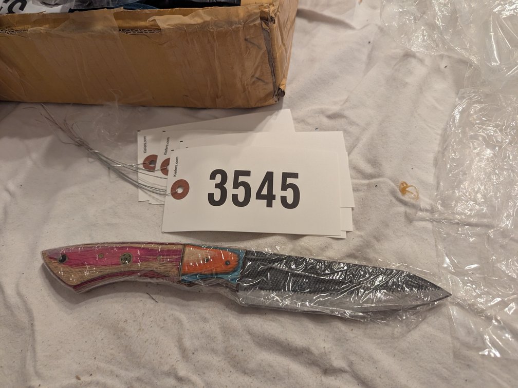 Knife 