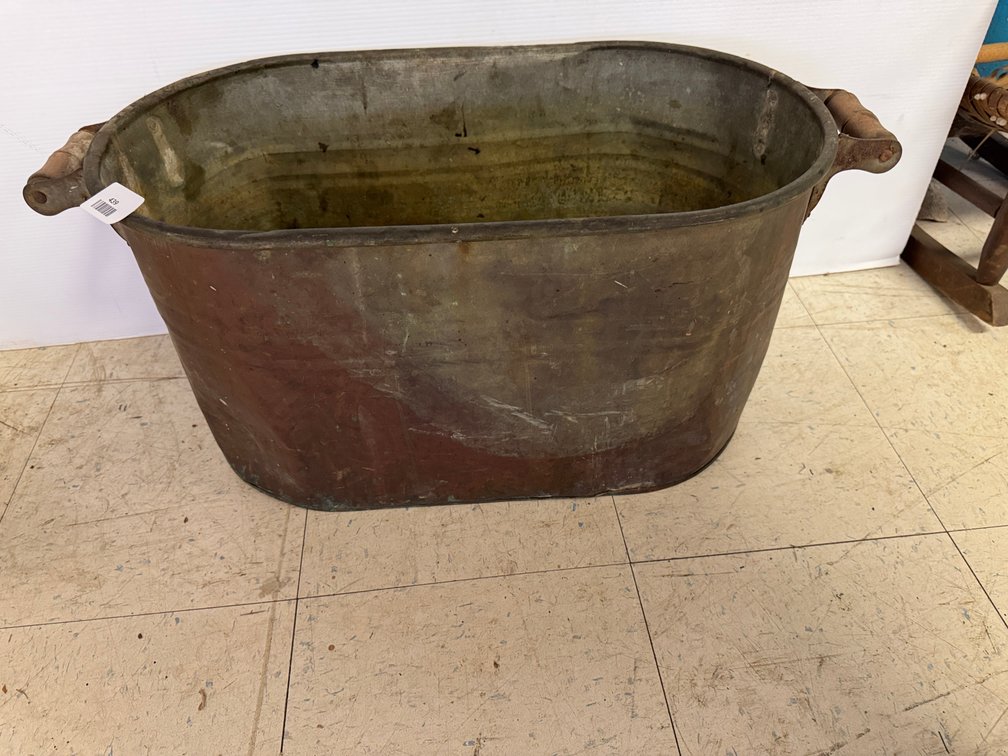 Oval Copper Wash Boiler Tub with Wood Handles