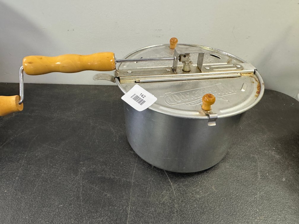 Wabash Valley Farms Whirley-Pop Aluminum Stovetop Popcorn Popper
