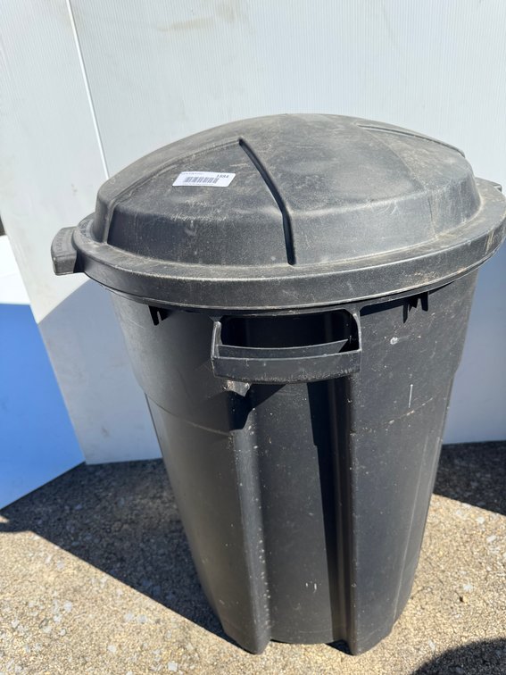 Blue Hawk #0227199 32-Gallon Outdoor Trash Can
