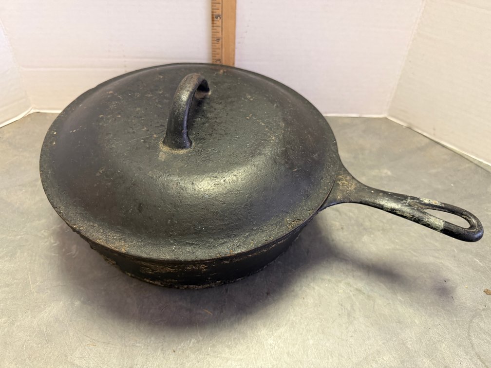 Cast Iron Deep Skillet with Self-Basting Lid