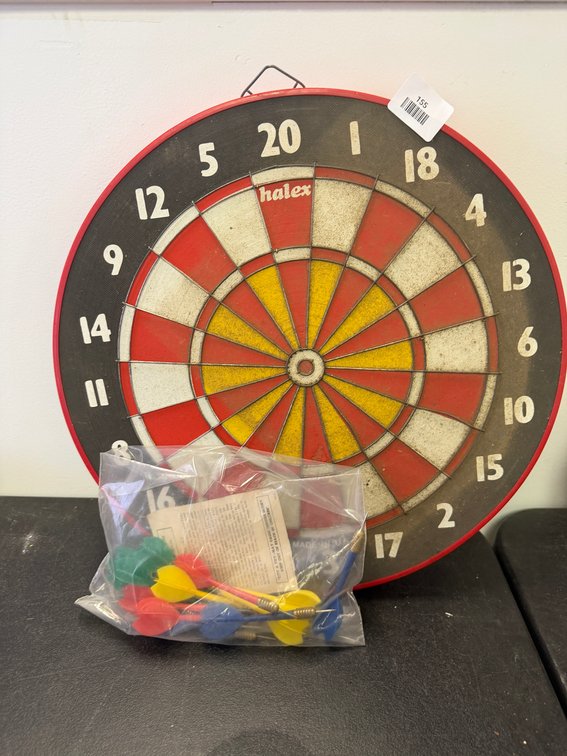 Halex Dartboard with Wire Spider and Darts