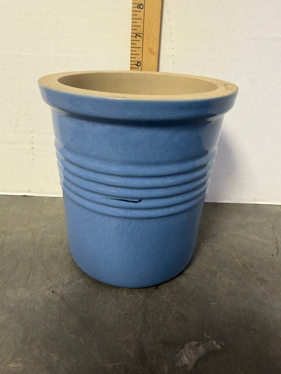 The Pampered Chef Family Heritage Stoneware Crock