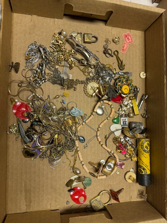 Costume Jewelry, Cufflinks, Brooches, and Accessories
