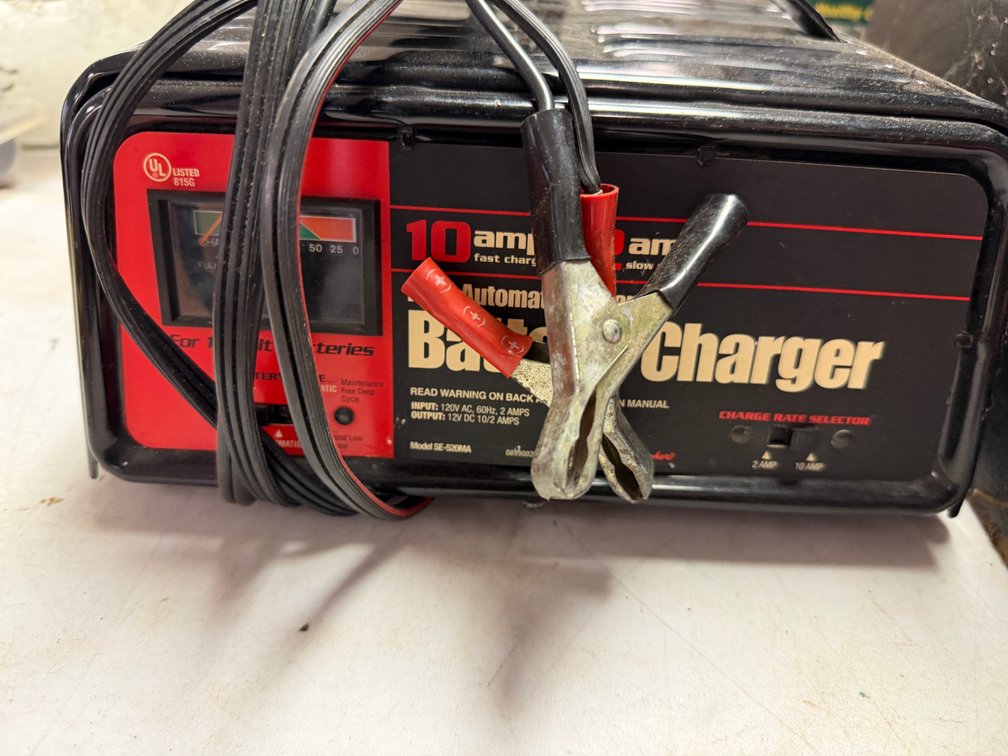 Schumacher SE-520MA Automatic Battery Charger
