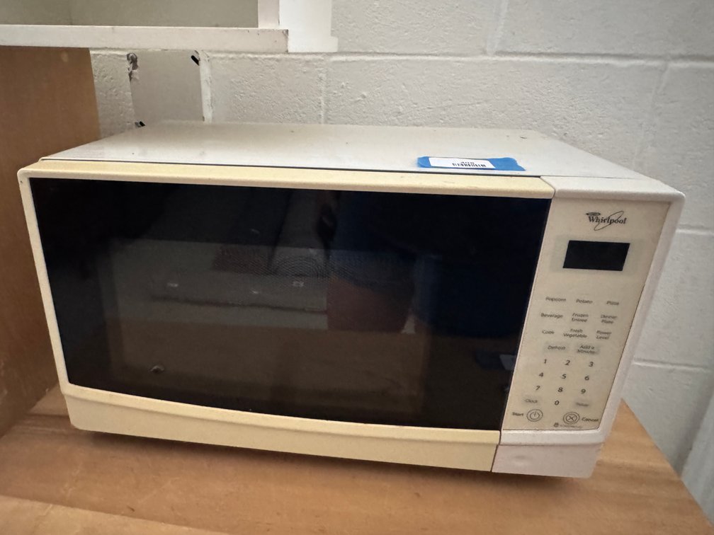 Whirlpool WMC1070XQ 0 Countertop Microwave Oven