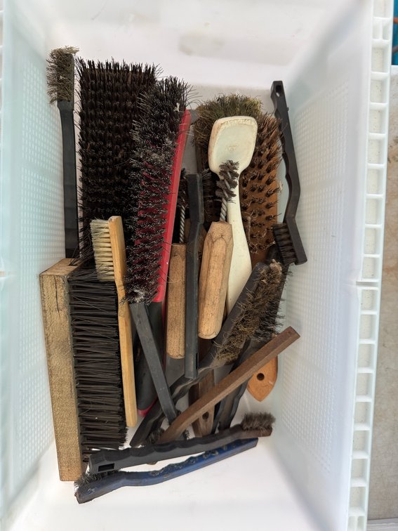 Wire Scratch Brushes, Utility Brushes, and Storage Bin