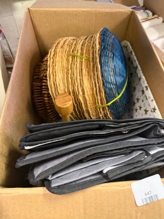 Woven Baskets, Fabric Storage Organizers, and Kitchenware